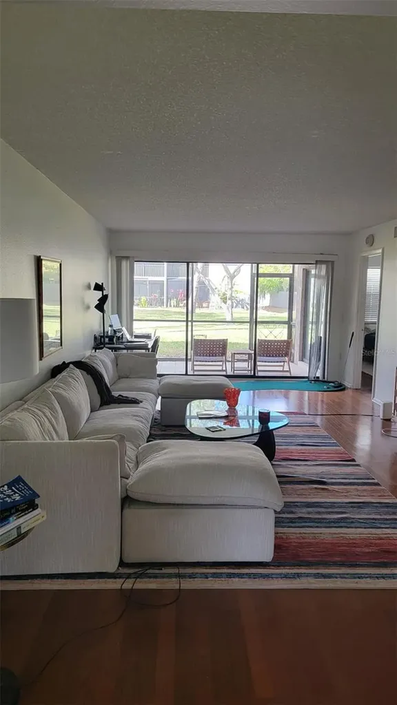 5647 Summer Side Lane Sarasota FL 34231