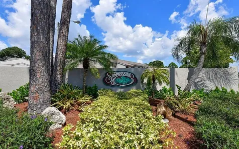 5647 Summer Side Lane Sarasota FL 34231