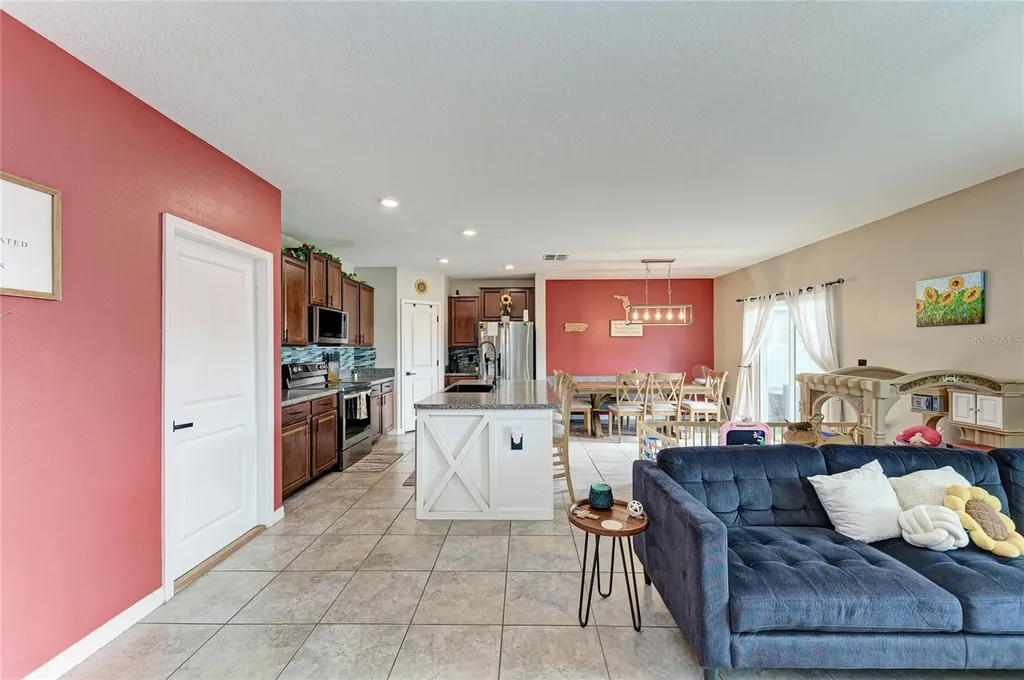 17112 Yellow Pine Street Wimauma FL 33598