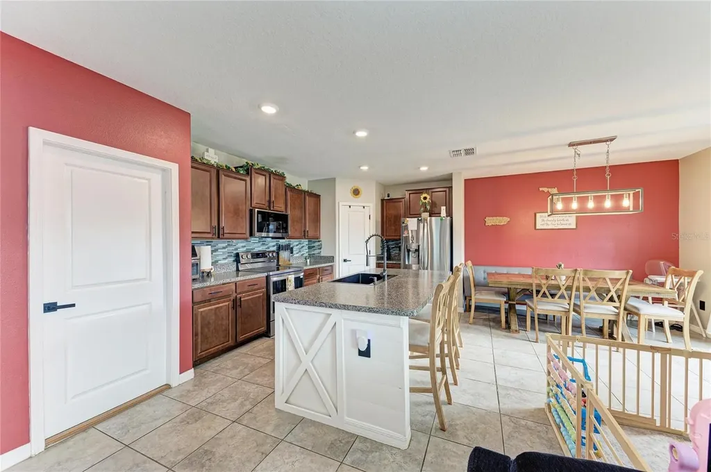 17112 Yellow Pine Street Wimauma FL 33598