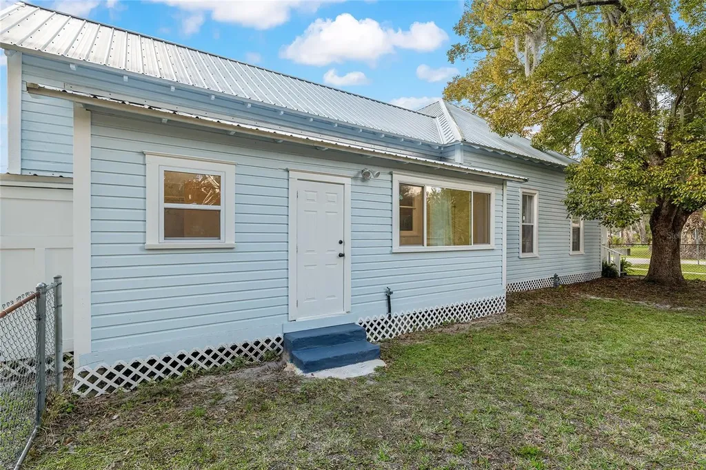 105 NE 1st Avenue Avenue NE Williston FL 32696