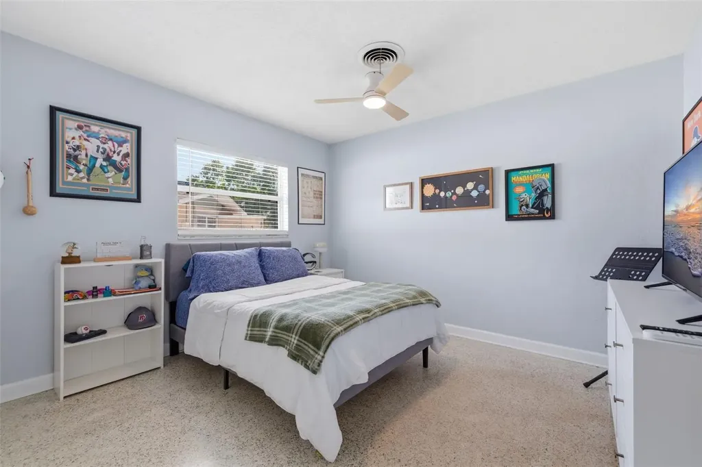 4415 7th Street S St Petersburg FL 33705