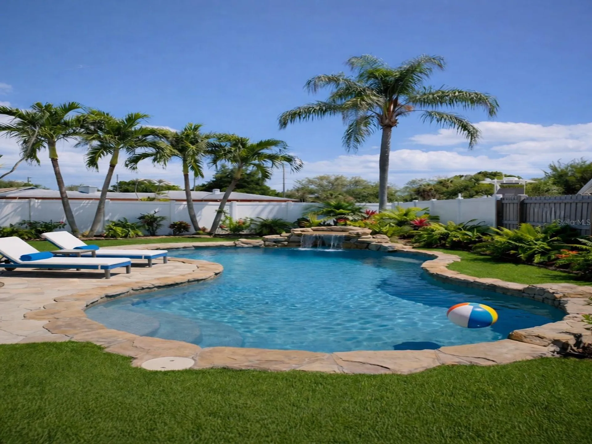 4415 7th Street S St Petersburg FL 33705