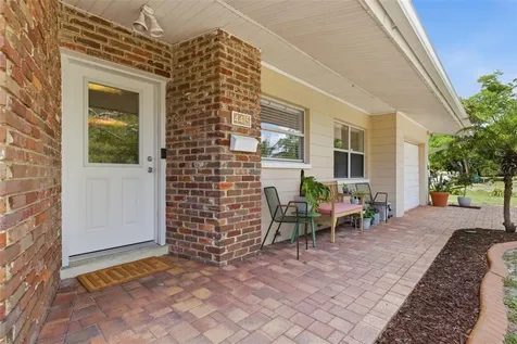 4415 7th Street S St Petersburg FL 33705