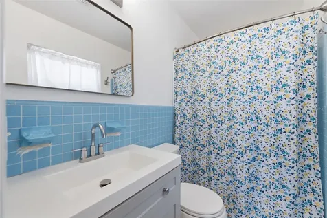 4415 7th Street S St Petersburg FL 33705