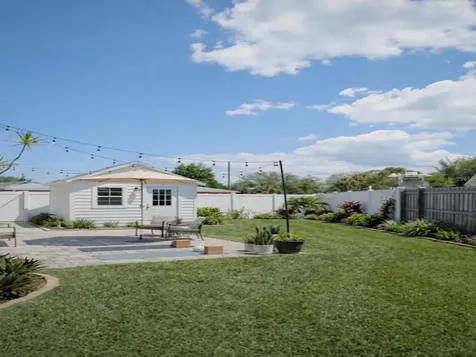 4415 7th Street S St Petersburg FL 33705