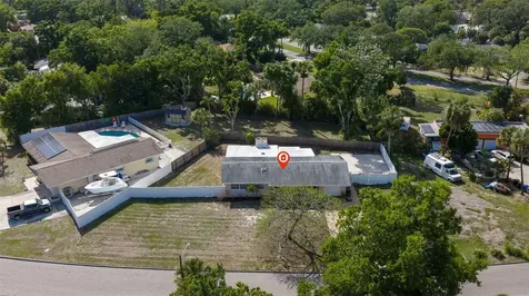 4415 7th Street S St Petersburg FL 33705
