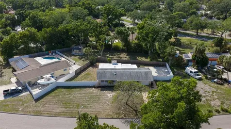 4415 7th Street S St Petersburg FL 33705