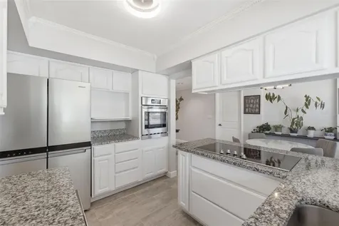 4415 7th Street S St Petersburg FL 33705