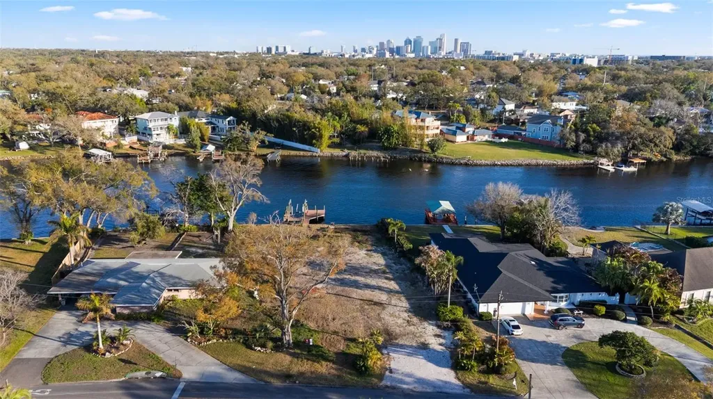 4133 N River View Avenue Tampa FL 33607
