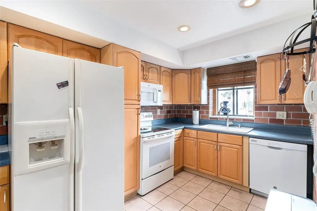 12465 2nd Street E Treasure Island FL 33706
