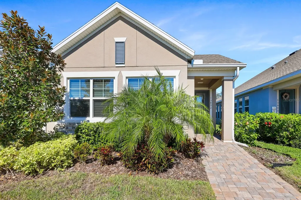 13892 Kingfisher Glen Drive Lithia FL 33547