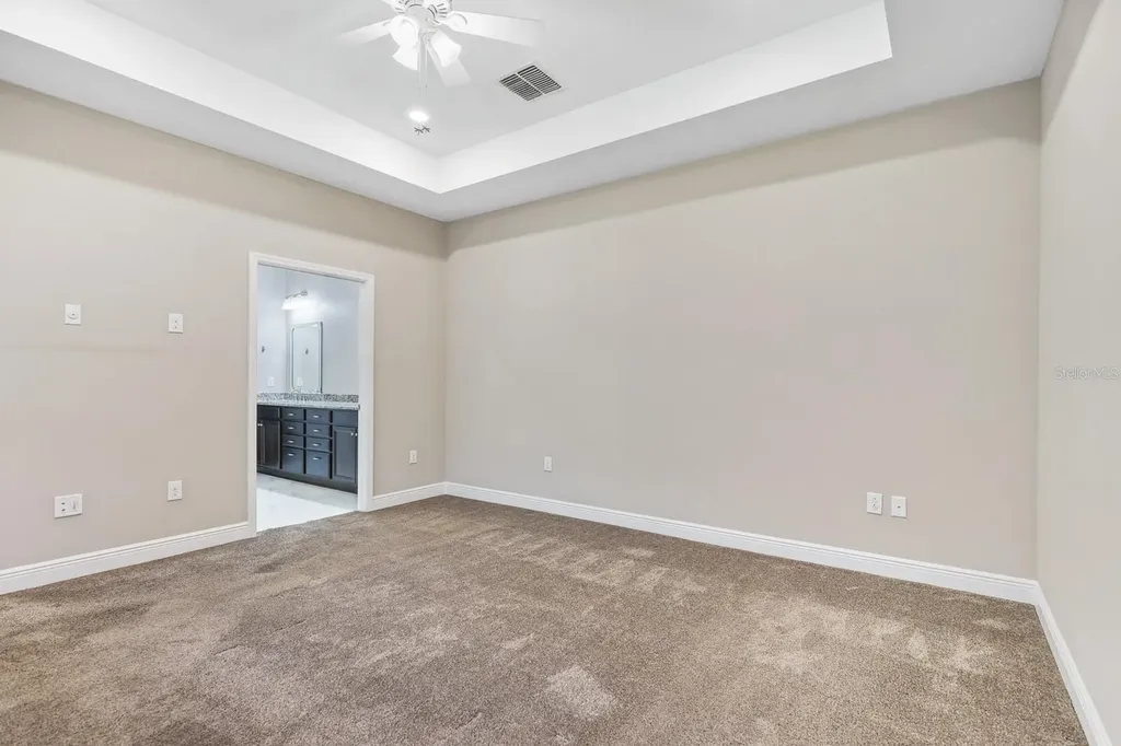 13892 Kingfisher Glen Drive Lithia FL 33547