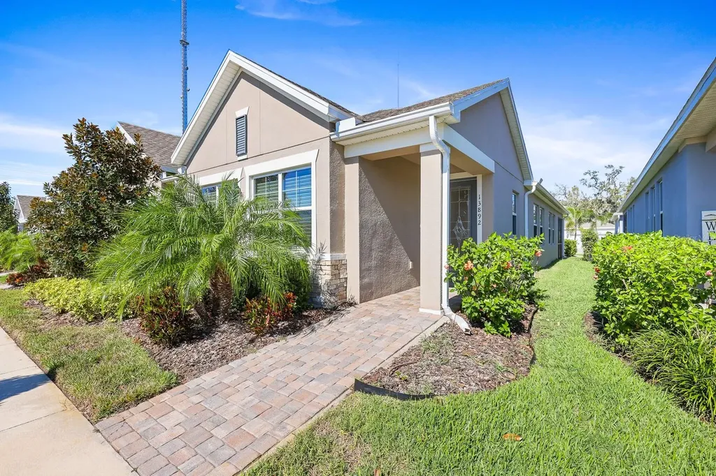 13892 Kingfisher Glen Drive Lithia FL 33547