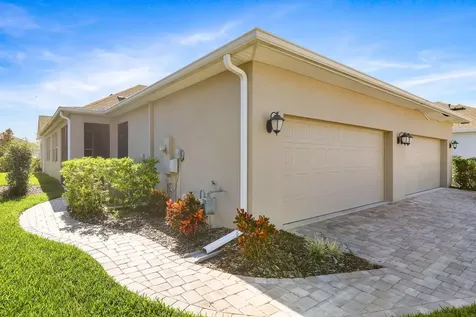 13892 Kingfisher Glen Drive Lithia FL 33547
