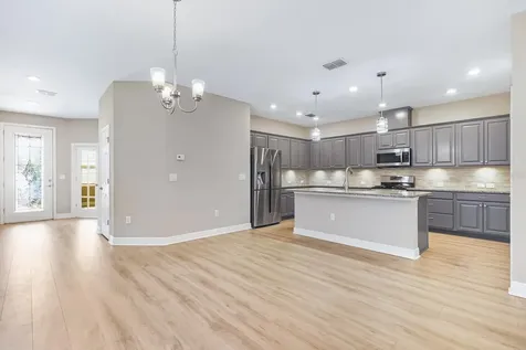 13892 Kingfisher Glen Drive Lithia FL 33547