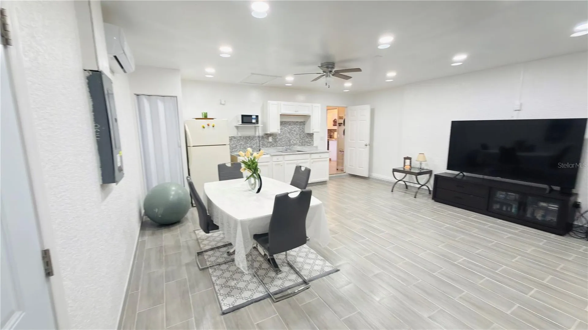 2616 27th Street W Lehigh Acres FL 33971