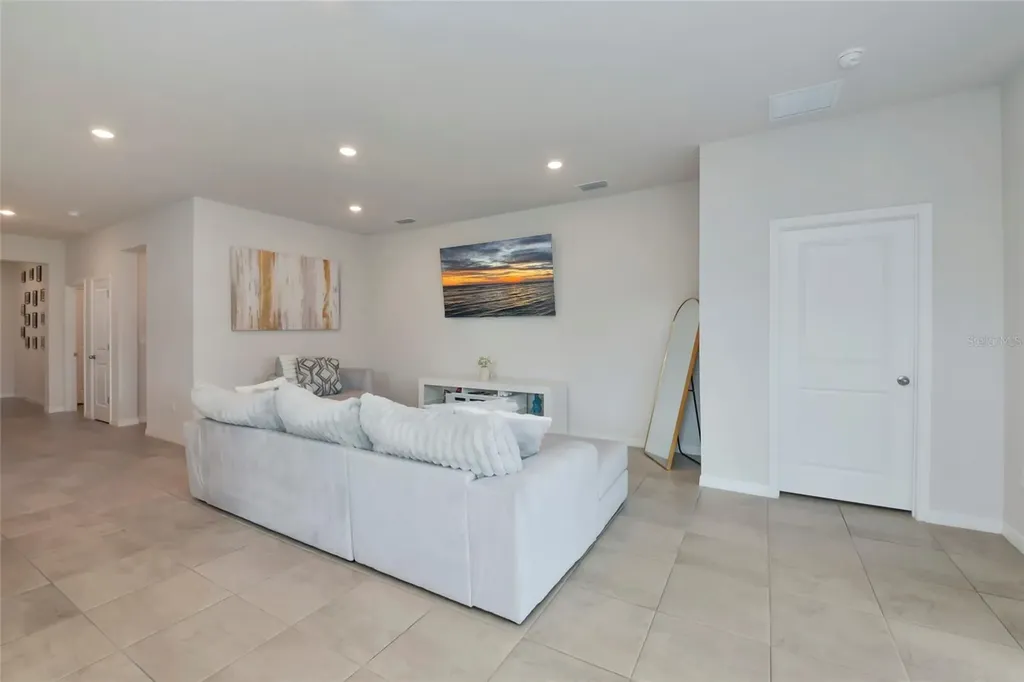 627 160th Street E Bradenton FL 34212