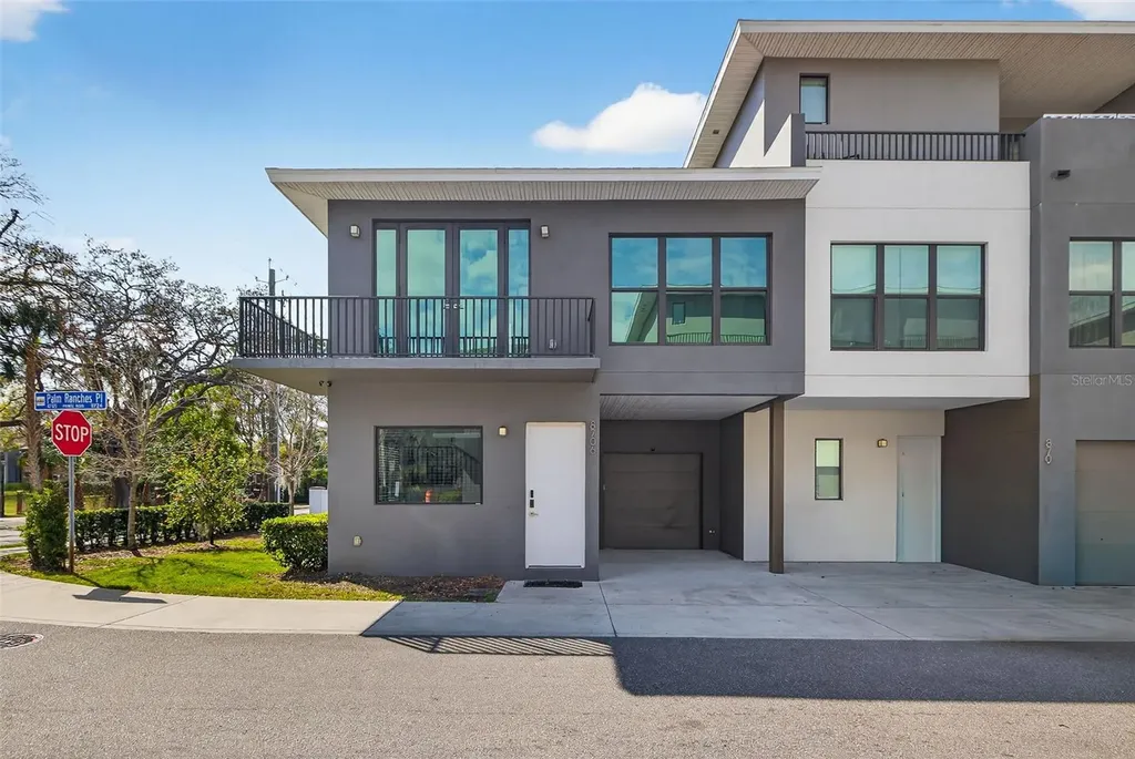 8706 Palm Ranches Place Tampa FL 33614