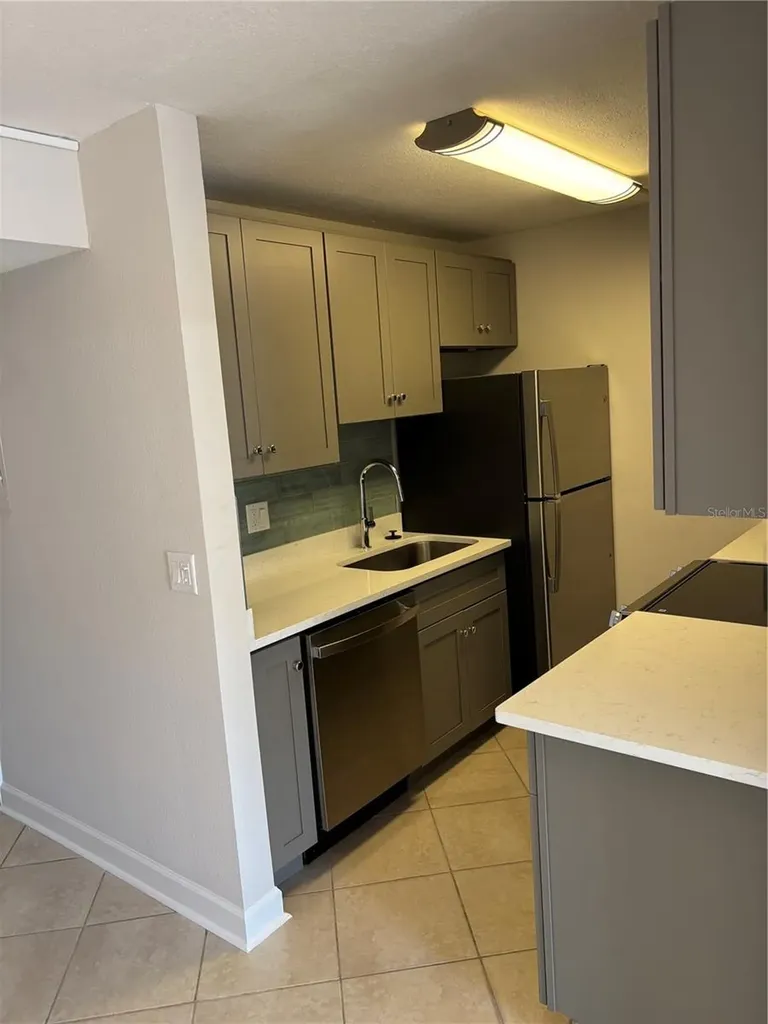 7405 Bay Island Drive S South Pasadena FL 33707