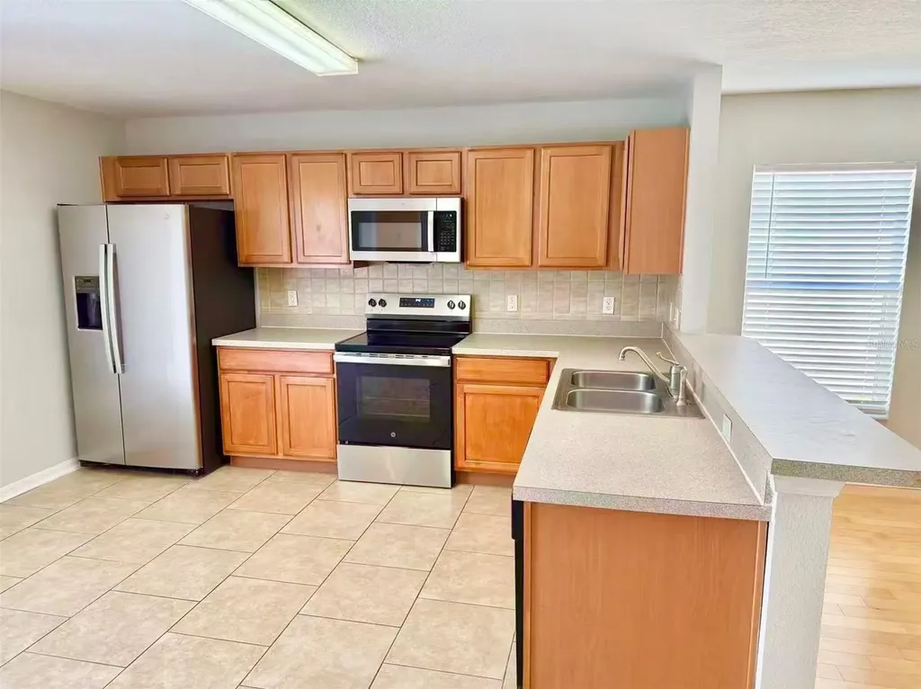 736 Bristol Forest Way Orlando FL 32828