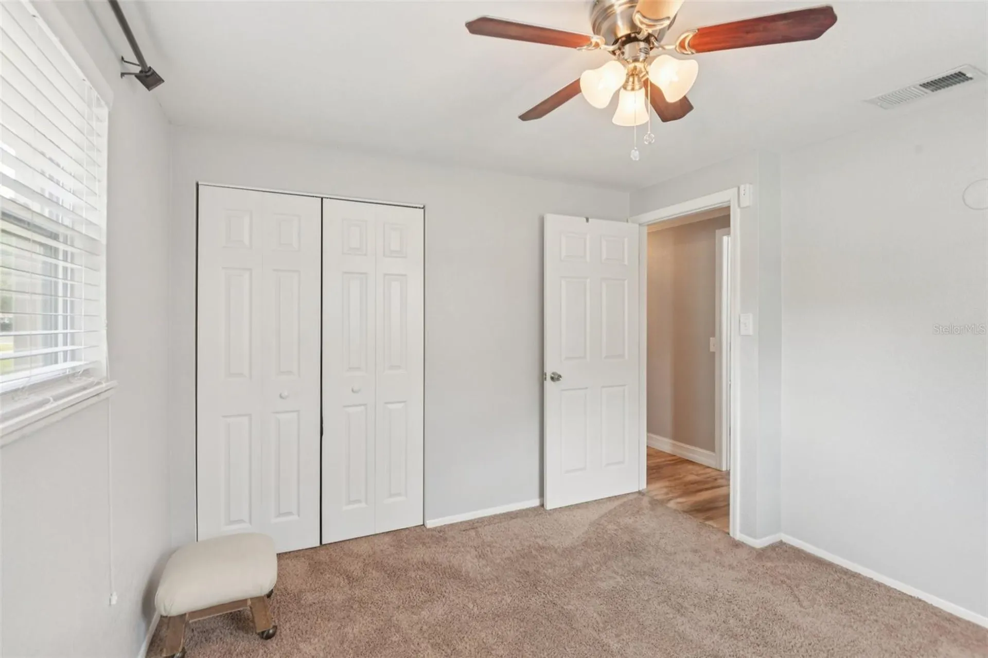 5942 13th Street Zephyrhills FL 33542