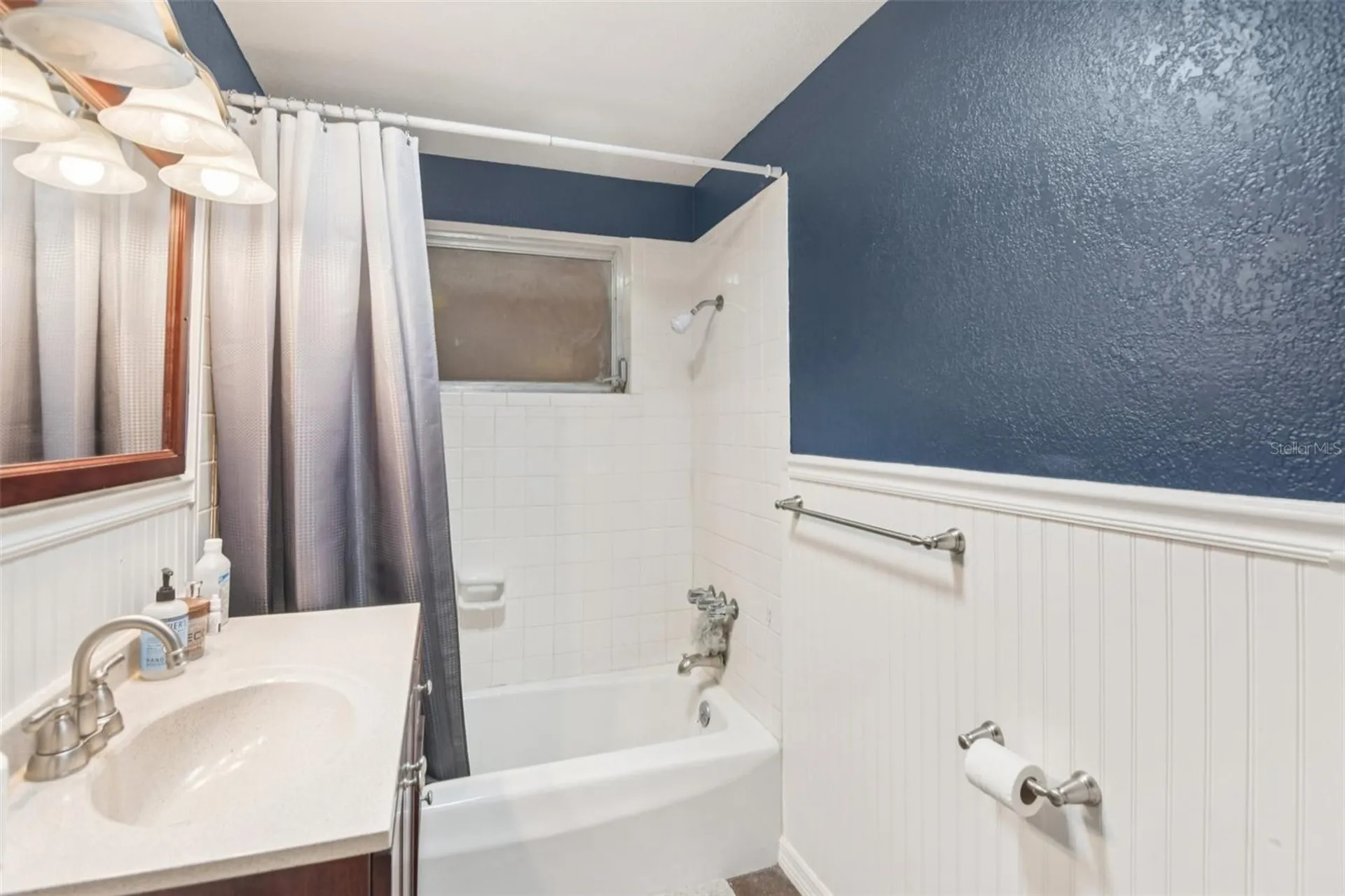 5942 13th Street Zephyrhills FL 33542