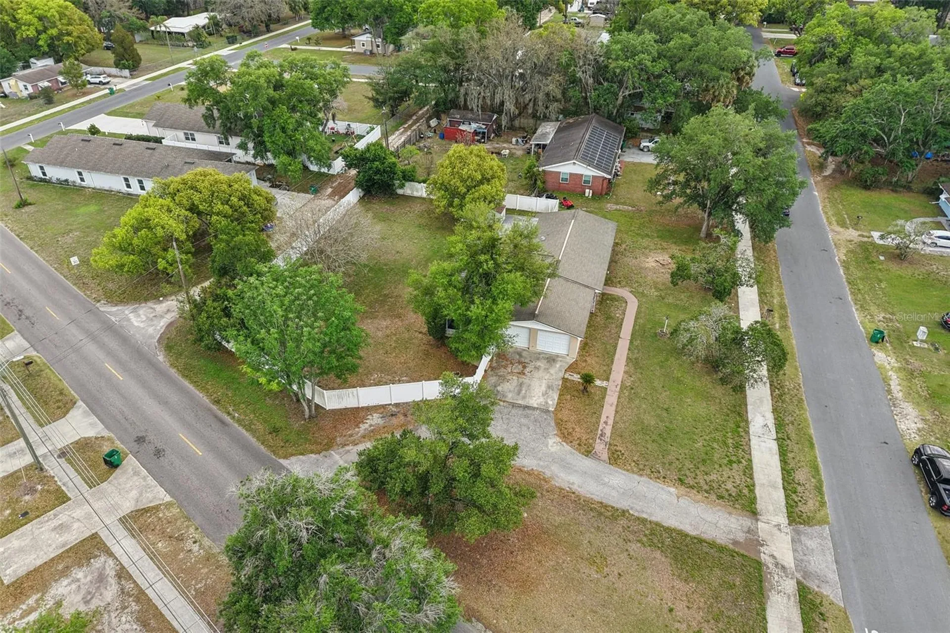 5942 13th Street Zephyrhills FL 33542