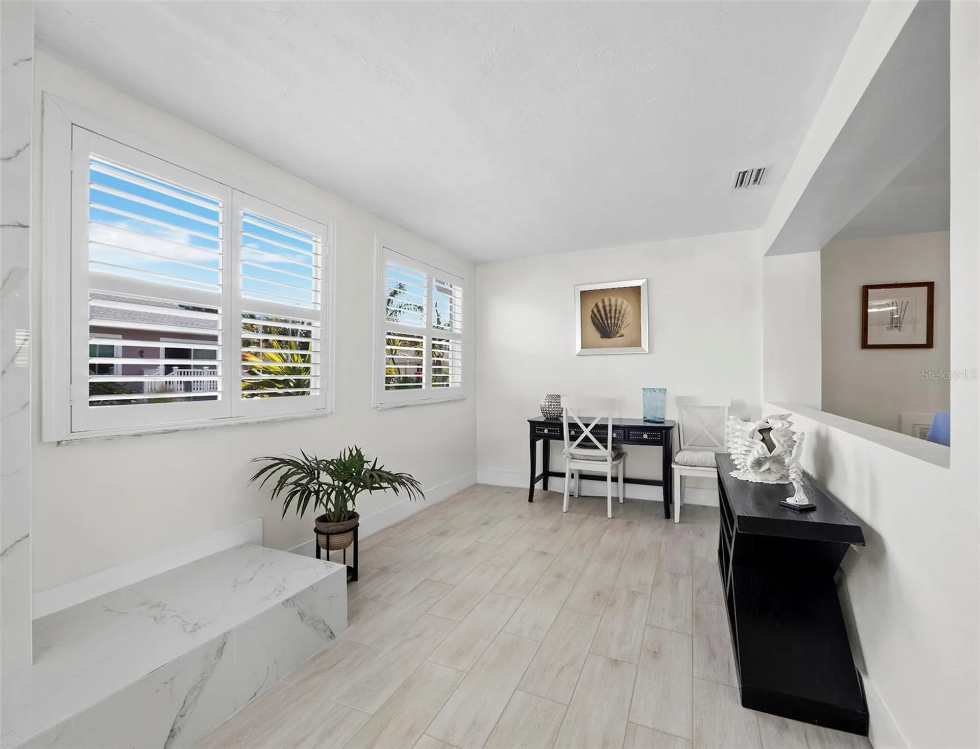 726 Jungle Queen Way Longboat Key FL 34228