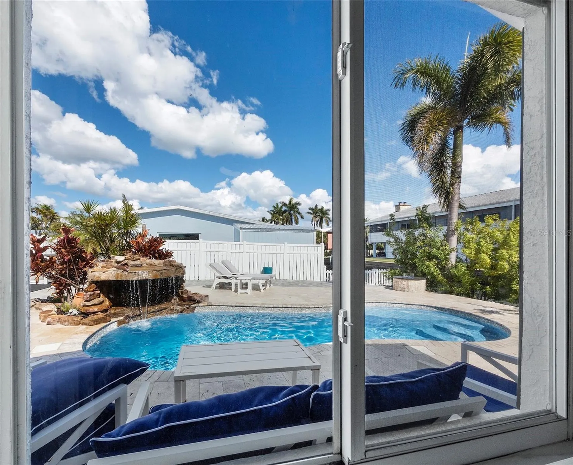 726 Jungle Queen Way Longboat Key FL 34228