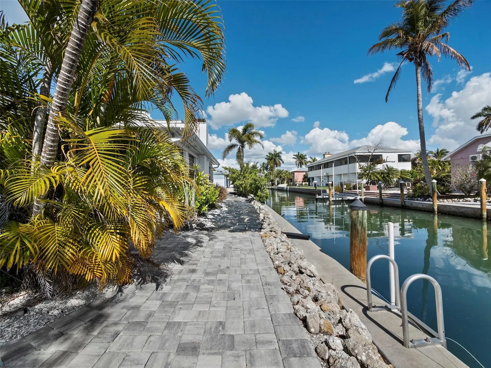 726 Jungle Queen Way Longboat Key FL 34228