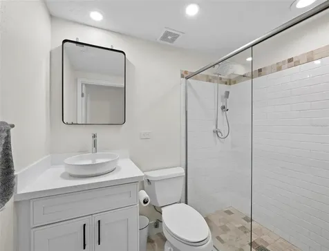 726 Jungle Queen Way Longboat Key FL 34228