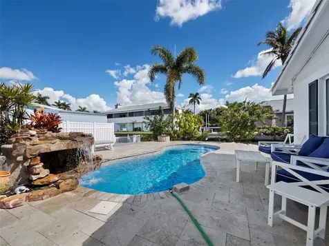 726 Jungle Queen Way Longboat Key FL 34228