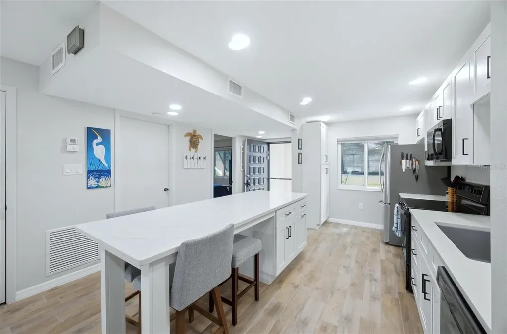 4621 Longwater Sarasota FL 34235