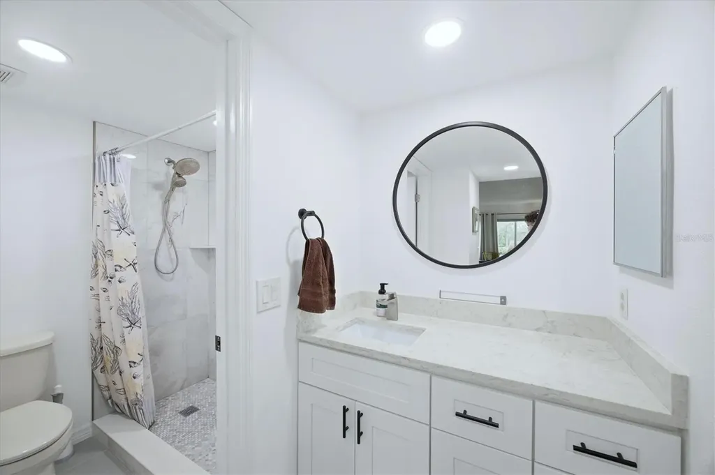 4621 Longwater Sarasota FL 34235
