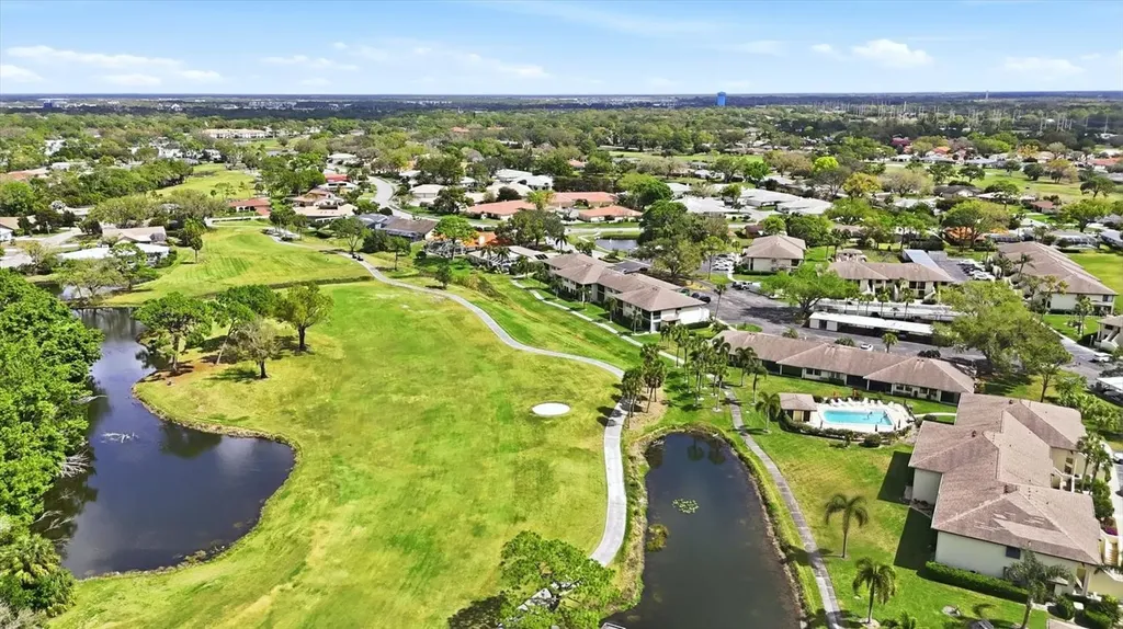 4621 Longwater Sarasota FL 34235