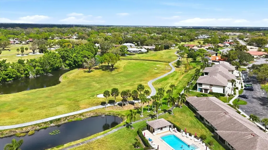 4621 Longwater Sarasota FL 34235