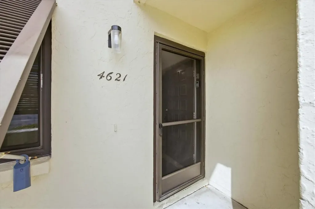 4621 Longwater Sarasota FL 34235