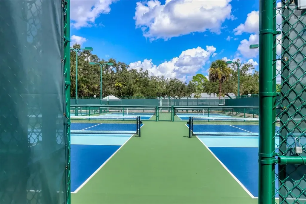 4621 Longwater Sarasota FL 34235