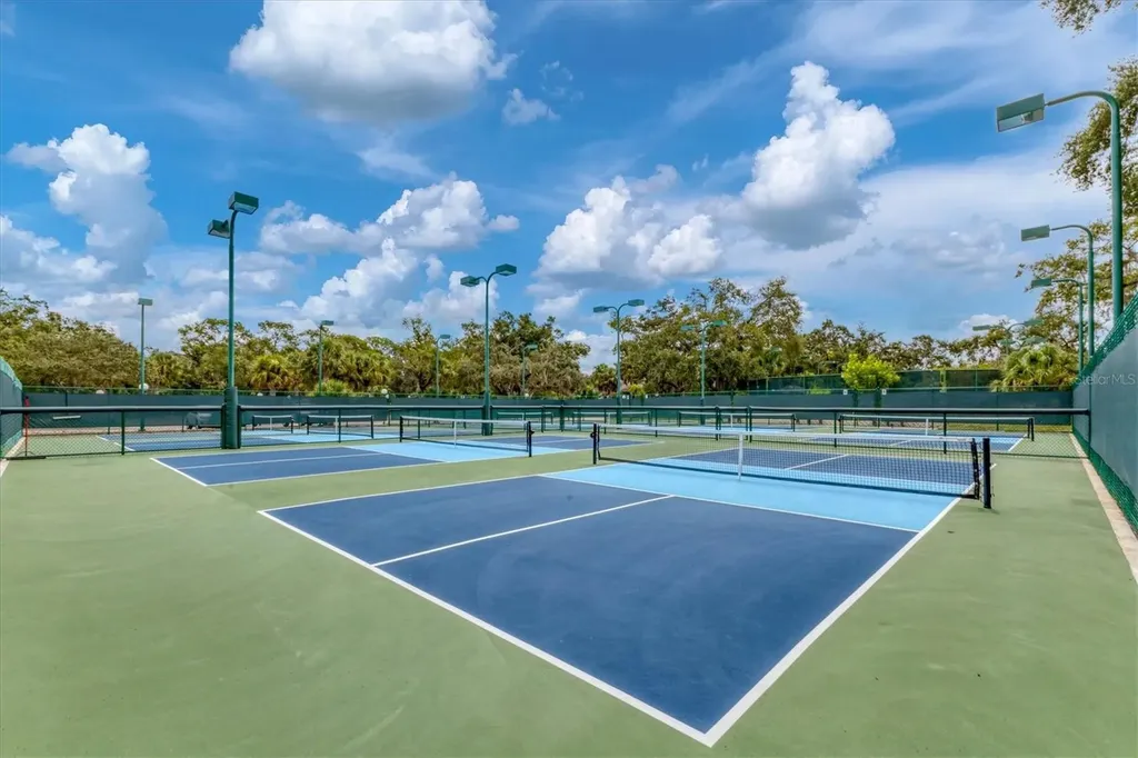 4621 Longwater Sarasota FL 34235