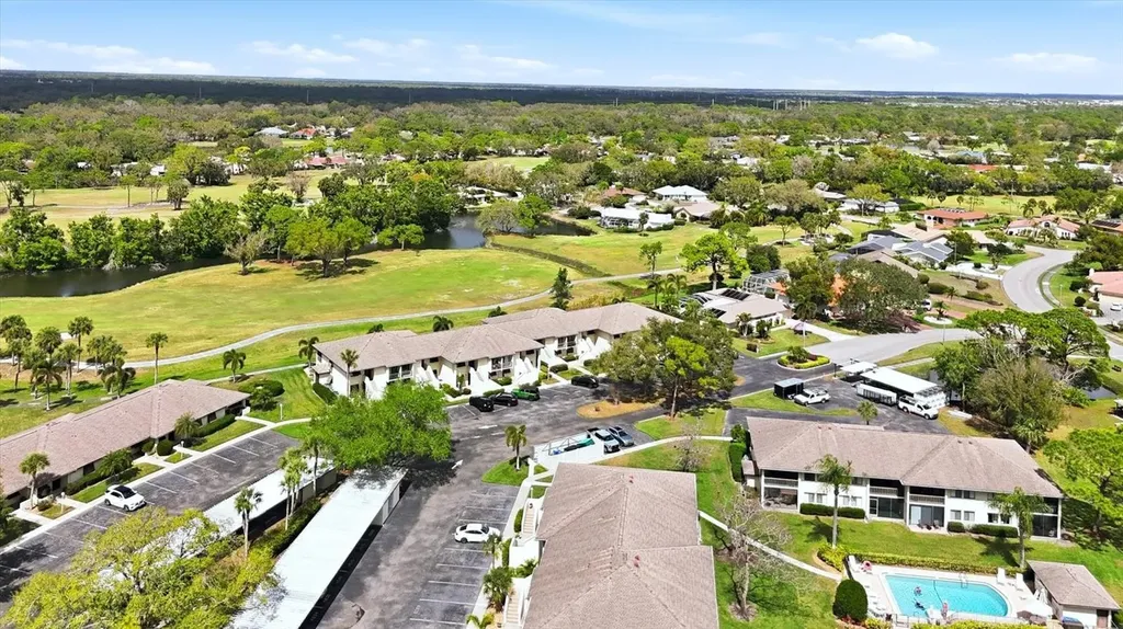 4621 Longwater Sarasota FL 34235