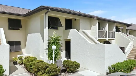 4621 Longwater Sarasota FL 34235