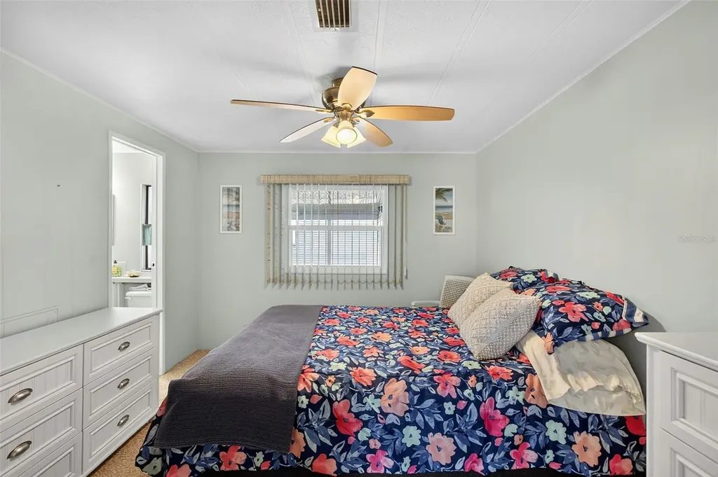 652 La Sala North Port FL 34287