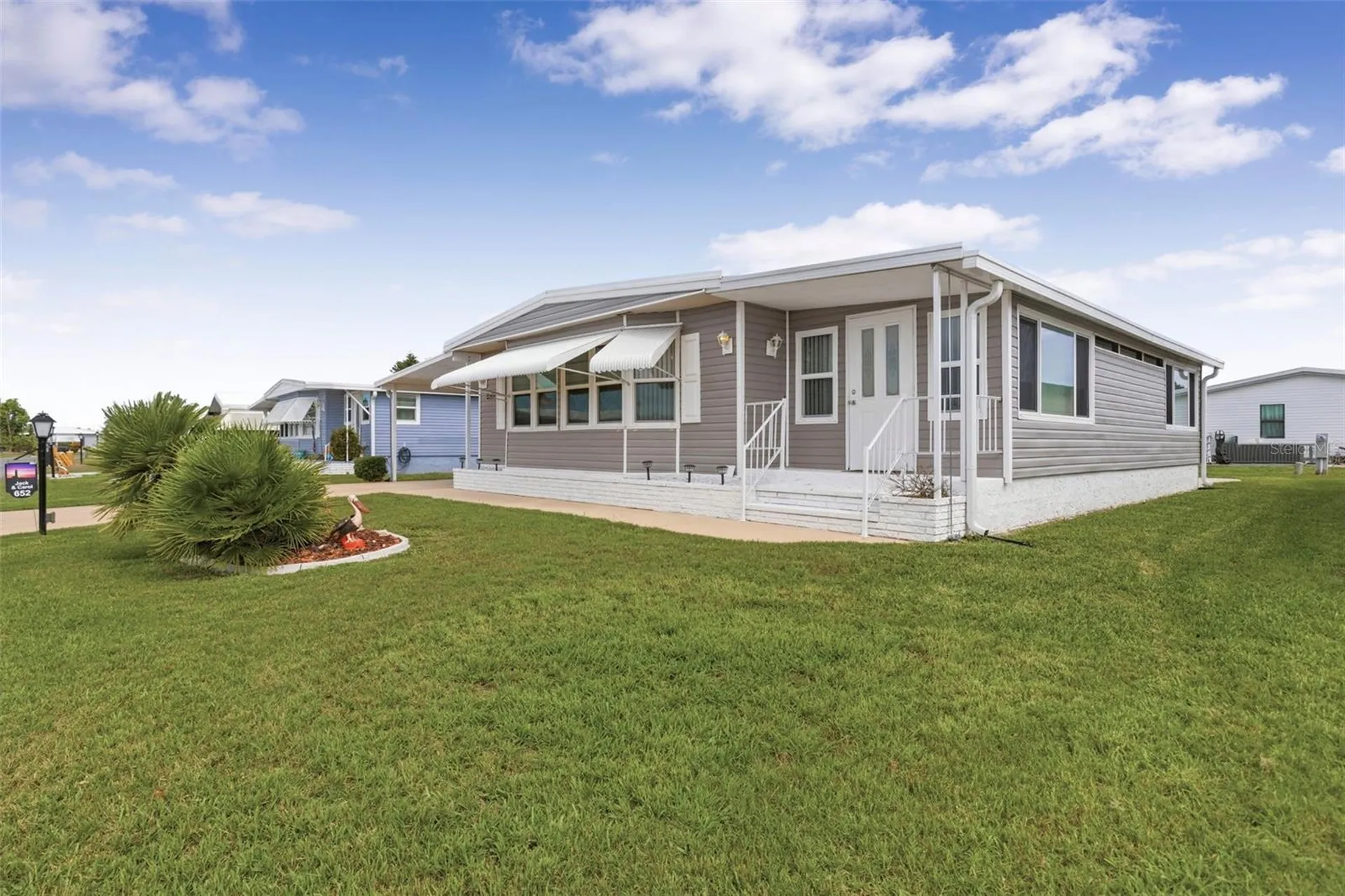 652 La Sala North Port FL 34287