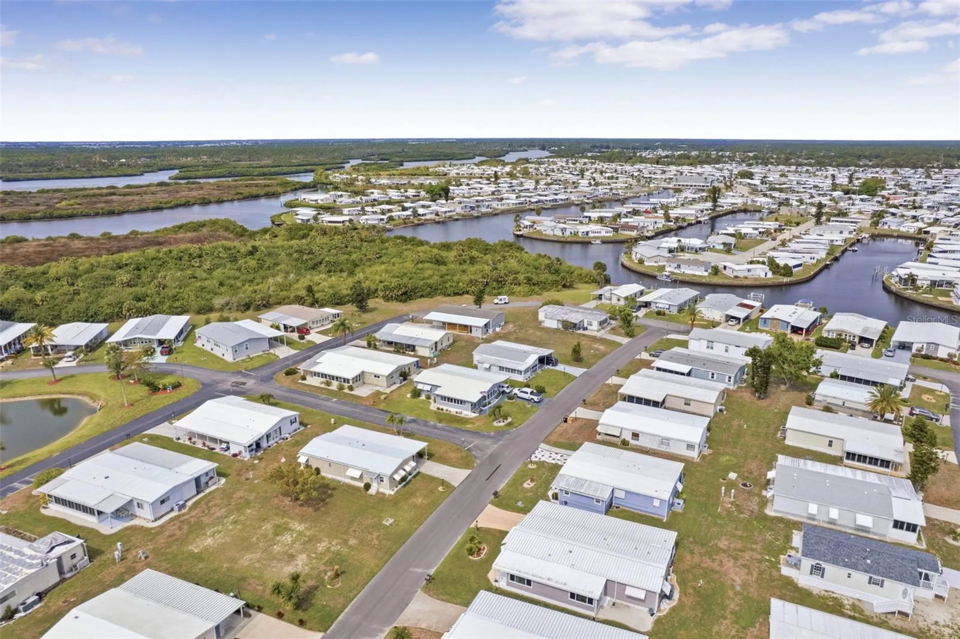 652 La Sala North Port FL 34287