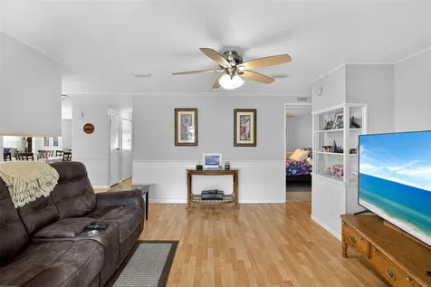 652 La Sala North Port FL 34287