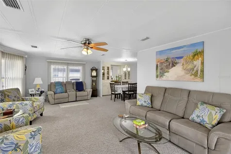 652 La Sala North Port FL 34287