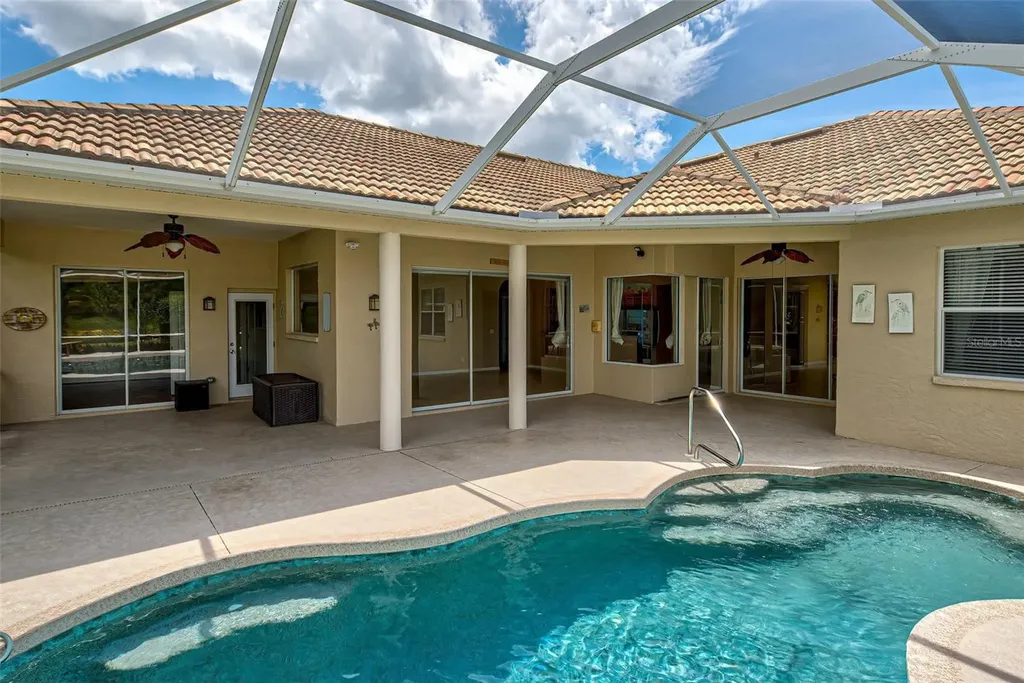 7333 Featherstone Boulevard Sarasota FL 34238