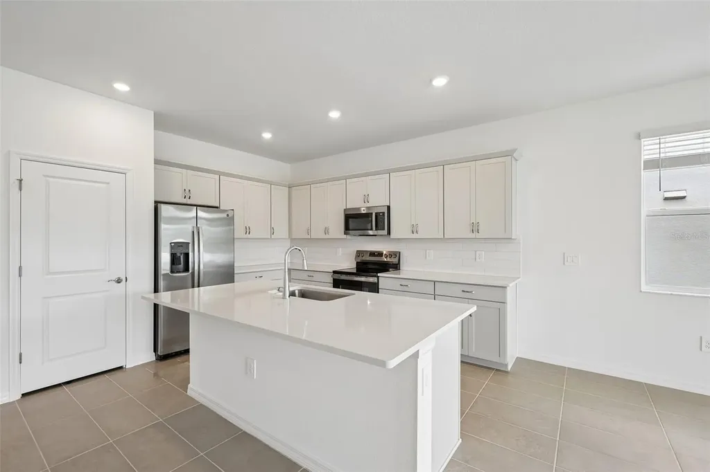 4512 Outhaul Run Palmetto FL 34221