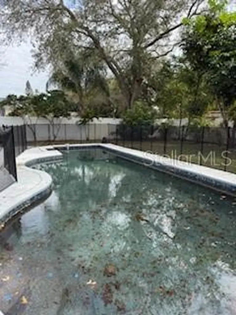 1701 Avoca Drive Tarpon Springs FL 34689